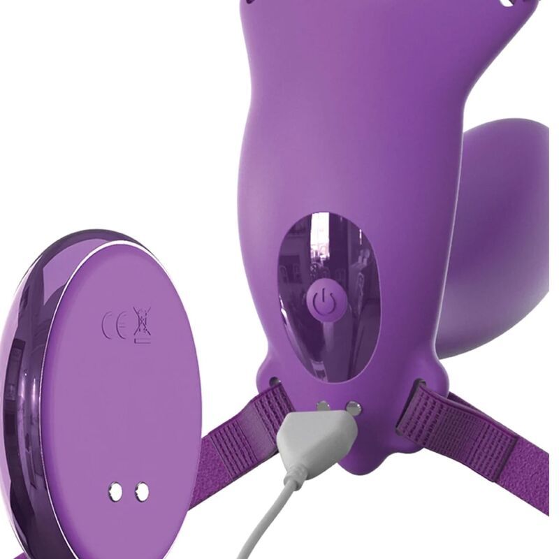Vista 3 de Arnes Mariposa G-Spot con Vibrador, Recargable & Control Remoto Violeta
